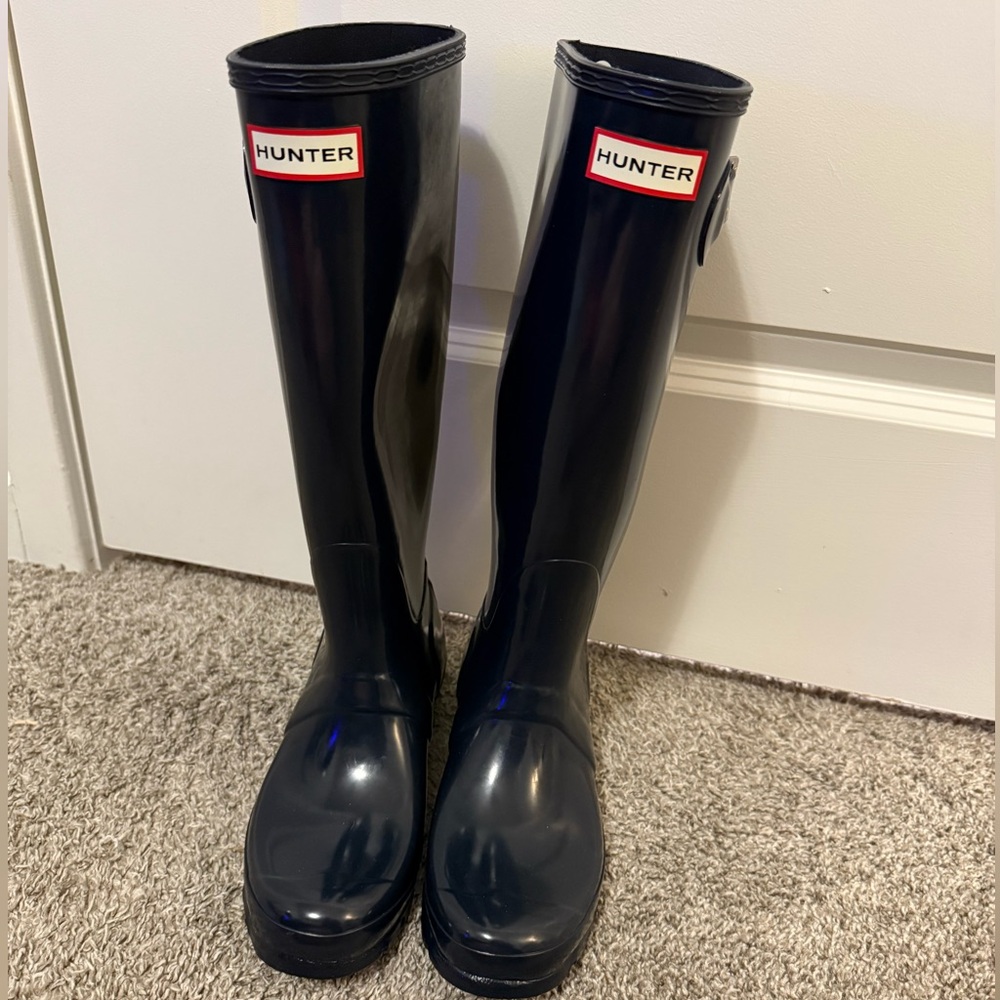 Hunter Tall Navy Rainboots